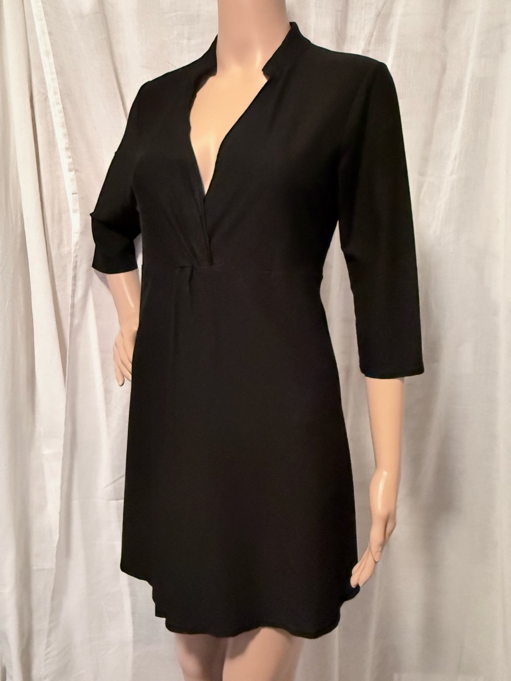 Eileen Fisher Black Tunic Top Women’s Small V-Neck-Knot- Front Slit-3/4 Sleeve